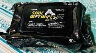 Natural Sneaker & Shoe Cleaner Wipes